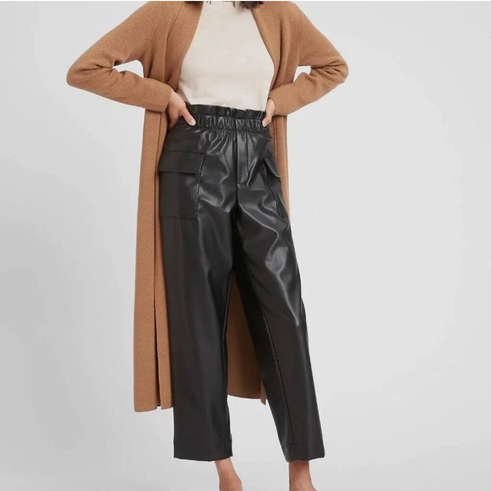 Banana Republic Black Faux Leather High Waist Paper Bag Cargo Pants. Size:XS